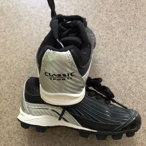 Little kid baseball cleats